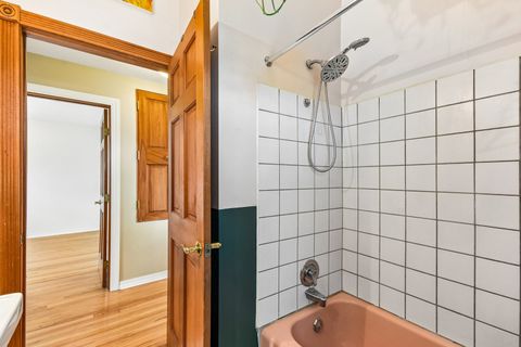 Tiny photo for 336 W Lincoln Avenue, Libertyville, IL 60048 (MLS # 12628934)