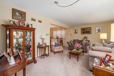 Tiny photo for 18350 Carpenter Street, Homewood, IL 60430 (MLS # 12473842)