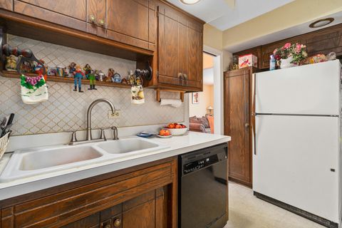 Tiny photo for 18350 Carpenter Street, Homewood, IL 60430 (MLS # 12473842)