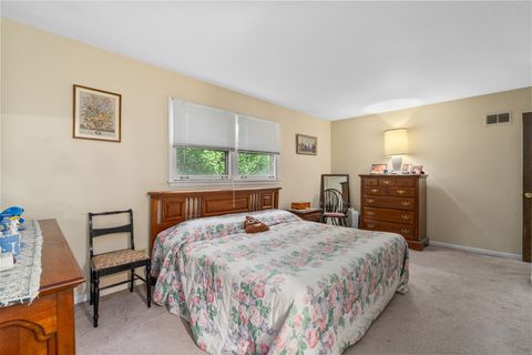 Tiny photo for 18350 Carpenter Street, Homewood, IL 60430 (MLS # 12473842)