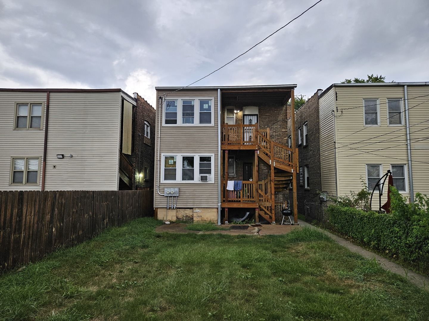 8342 S Wabash Avenue