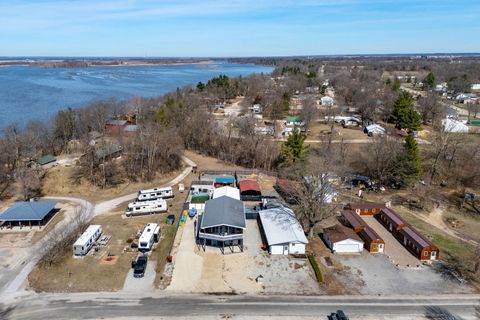 Tiny photo for 203 Railroad Street, New Boston, IL 61272 (MLS # 12598970)