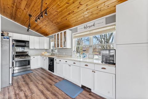 Tiny photo for 203 Railroad Street, New Boston, IL 61272 (MLS # 12598970)