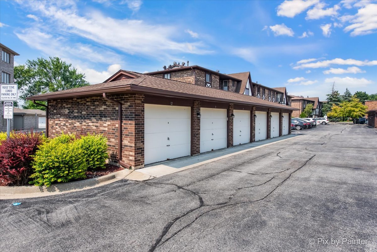 10532 Ridge Cove Drive 18A