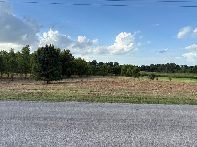 000 Lavern Road