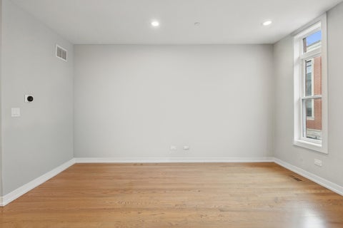 Tiny photo for 2237 W Coulter Street #4, Chicago, IL 60608 (MLS # 12577578)