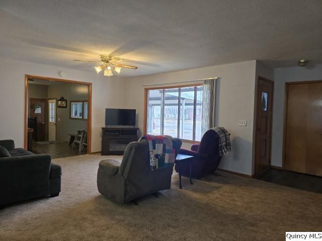 710 Country Lane
