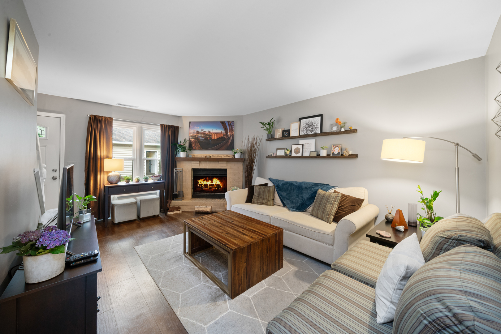 426 Kensington Court