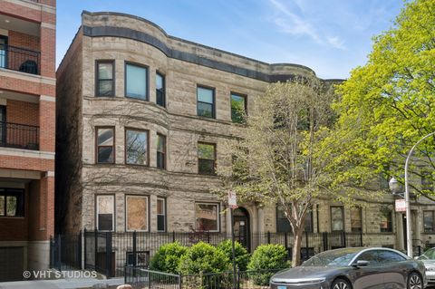 845 W Grace Street 2W Chicago IL 60613