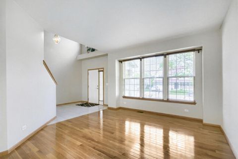 Tiny photo for 555 N Haverhill Lane, South Elgin, IL 60177 (MLS # 12634366)
