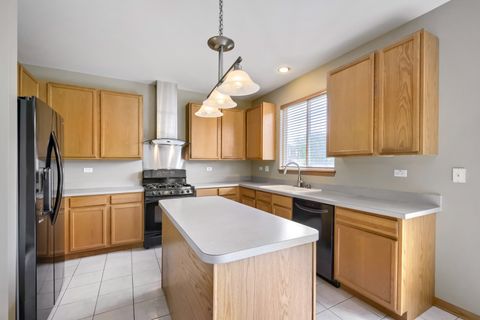 Tiny photo for 555 N Haverhill Lane, South Elgin, IL 60177 (MLS # 12634366)