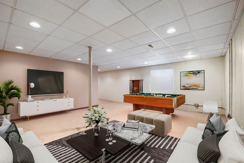 Tiny photo for 555 N Haverhill Lane, South Elgin, IL 60177 (MLS # 12634366)