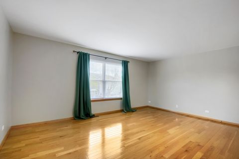 Tiny photo for 555 N Haverhill Lane, South Elgin, IL 60177 (MLS # 12634366)