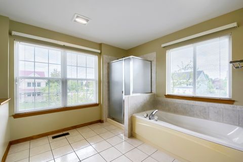 Tiny photo for 555 N Haverhill Lane, South Elgin, IL 60177 (MLS # 12634366)