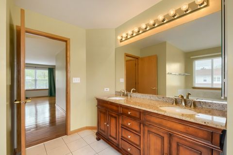 Tiny photo for 555 N Haverhill Lane, South Elgin, IL 60177 (MLS # 12634366)
