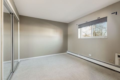 Tiny photo for 720 N WESTERN Avenue #4, Park Ridge, IL 60068 (MLS # 12583059)