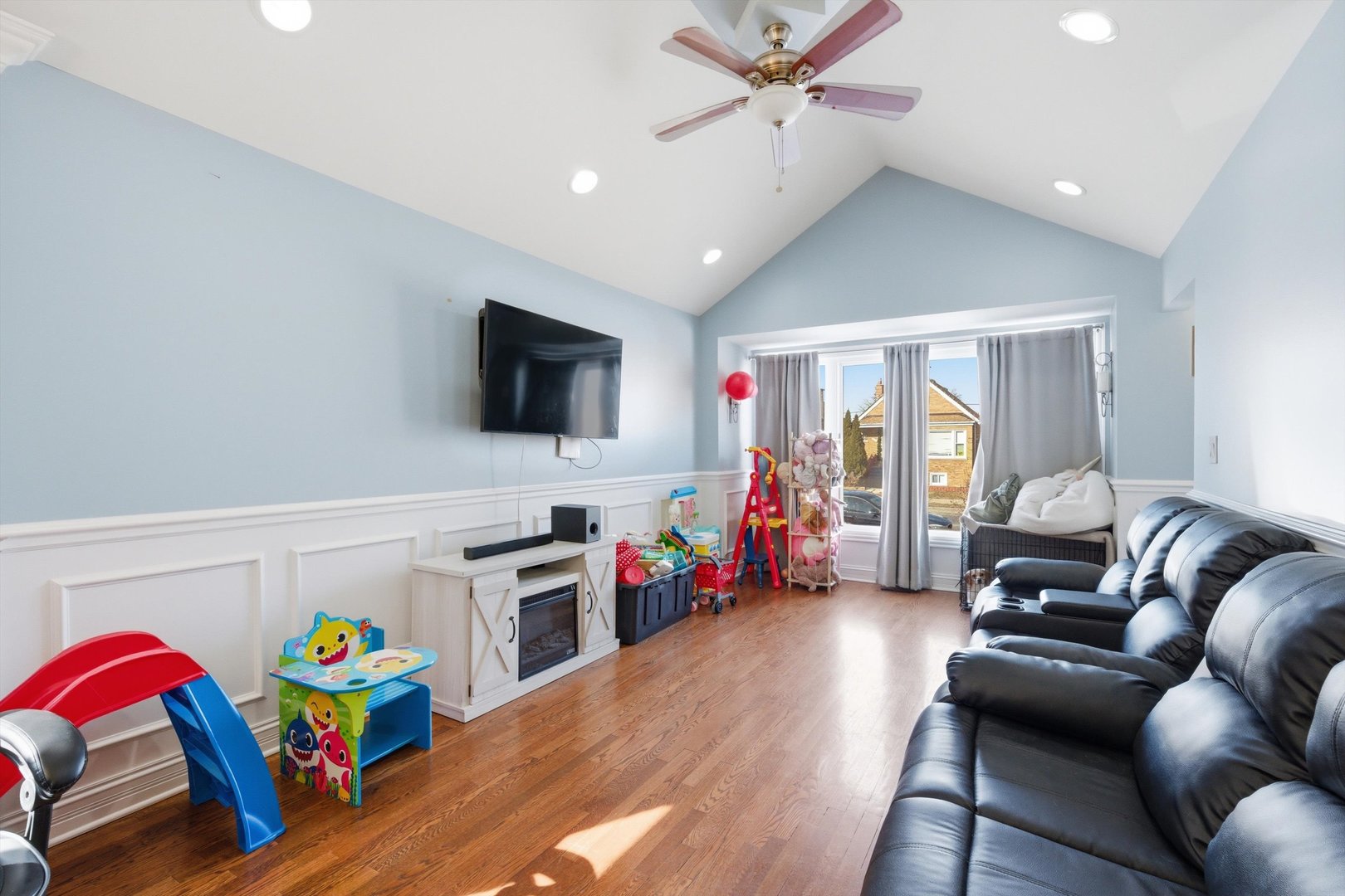 3815 W Marquette Road