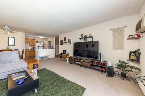 Tiny photo for 2222 S Stewart Avenue #4K, Lombard, IL 60148 (MLS # 12376320)