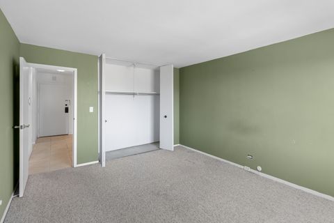Tiny photo for 1415 E Central Road #405A, Arlington Heights, IL 60005 (MLS # 12613221)
