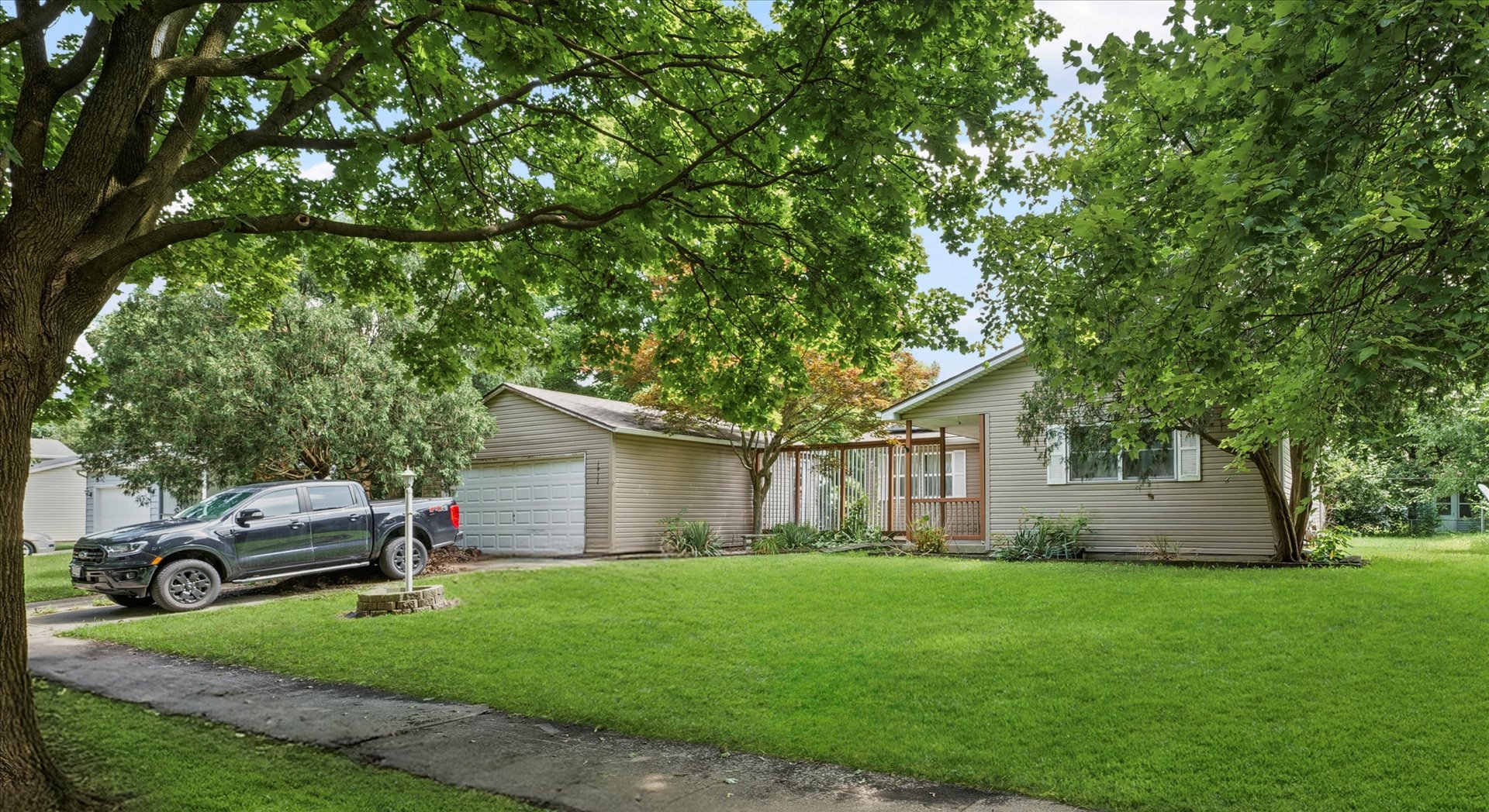 1912 Scottsdale Drive