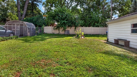 Tiny photo for 1513 N Linden Street, Bloomington, IL 61701 (MLS # 12711162)