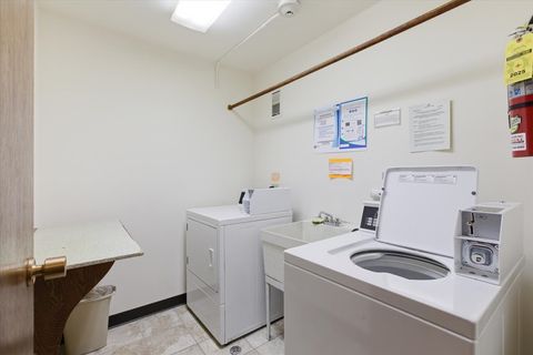 Tiny photo for 100 S Vail Avenue #203, Arlington Heights, IL 60005 (MLS # 12635015)