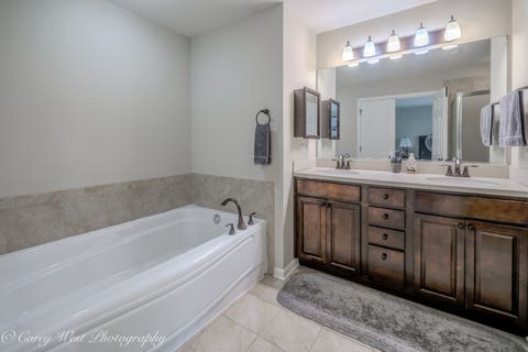 Tiny photo for 4062 POMPTON Avenue, Elgin, IL 60124 (MLS # 12729058)