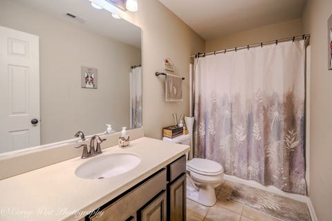 Tiny photo for 4062 POMPTON Avenue, Elgin, IL 60124 (MLS # 12729058)