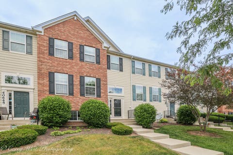Tiny photo for 4062 POMPTON Avenue, Elgin, IL 60124 (MLS # 12729058)