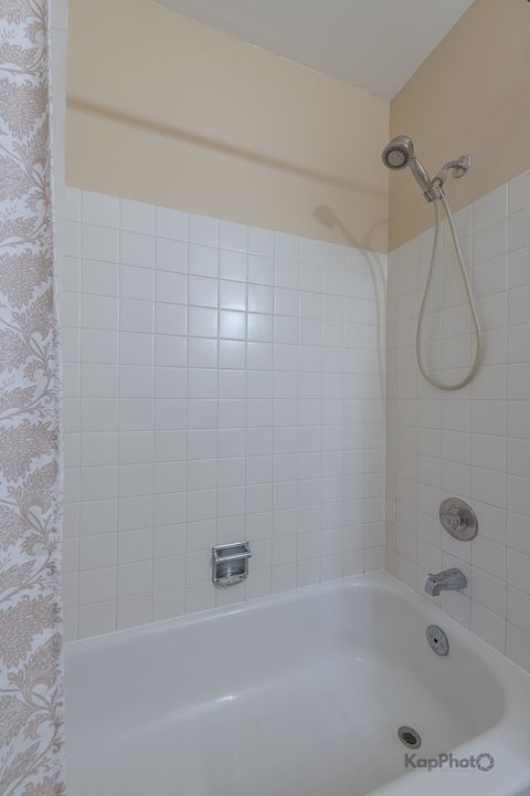 Tiny photo for 729 Limerick Lane #2D, Schaumburg, IL 60193 (MLS # 12660885)
