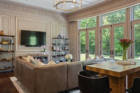 Tiny photo for 320 Keystone Court, Glencoe, IL 60022 (MLS # 12458974)