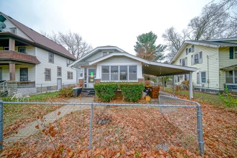 Photo of 1522 Chestnut Street, Rockford, IL 61102 (MLS # 12524944)