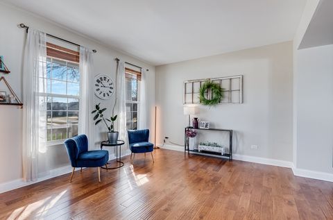 Tiny photo for 311 Austin Drive, Shorewood, IL 60404 (MLS # 12556707)