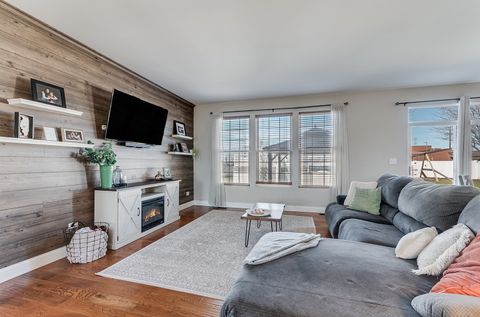 Tiny photo for 311 Austin Drive, Shorewood, IL 60404 (MLS # 12556707)