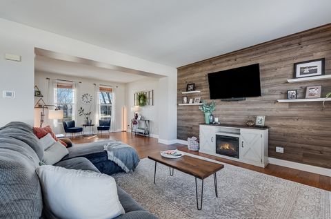 Tiny photo for 311 Austin Drive, Shorewood, IL 60404 (MLS # 12556707)