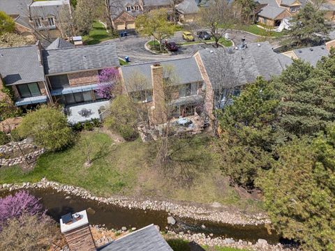 Tiny photo for 39 The Court of Cobblestone Court, Northbrook, IL 60062 (MLS # 12623518)