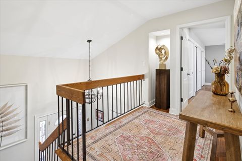 Tiny photo for 39 The Court of Cobblestone Court, Northbrook, IL 60062 (MLS # 12623518)