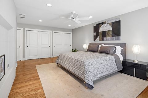 Tiny photo for 39 The Court of Cobblestone Court, Northbrook, IL 60062 (MLS # 12623518)