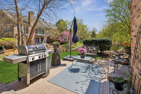 Tiny photo for 39 The Court of Cobblestone Court, Northbrook, IL 60062 (MLS # 12623518)