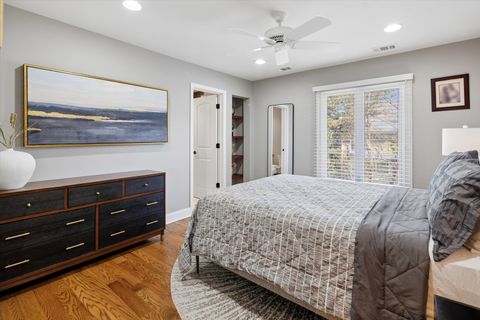 Tiny photo for 39 The Court of Cobblestone Court, Northbrook, IL 60062 (MLS # 12623518)