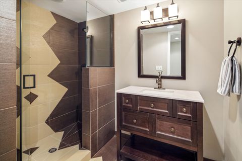 Tiny photo for 39 The Court of Cobblestone Court, Northbrook, IL 60062 (MLS # 12623518)