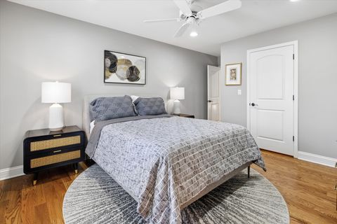 Tiny photo for 39 The Court of Cobblestone Court, Northbrook, IL 60062 (MLS # 12623518)