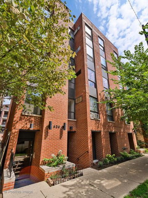 636 W Webster Avenue 103 Chicago IL 60614
