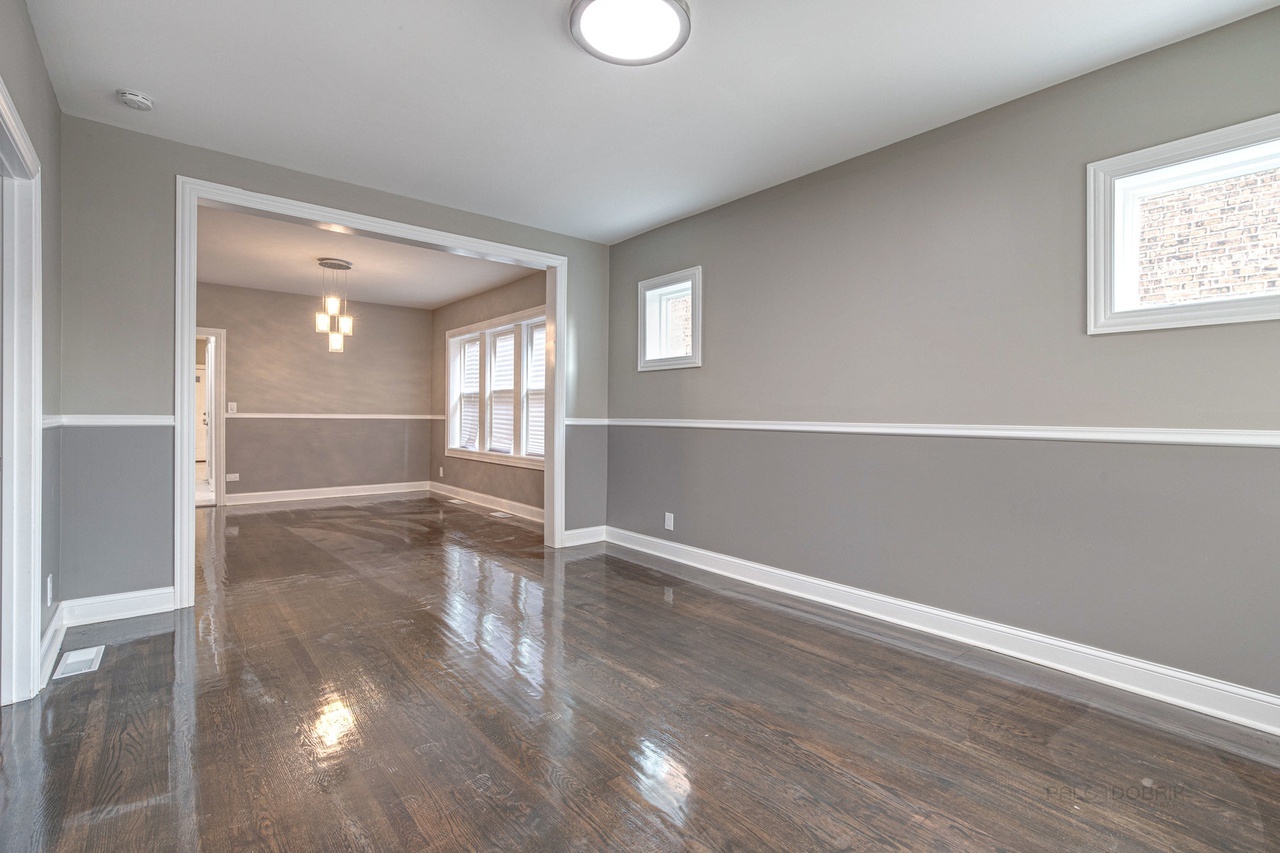 3048 E 80th Street