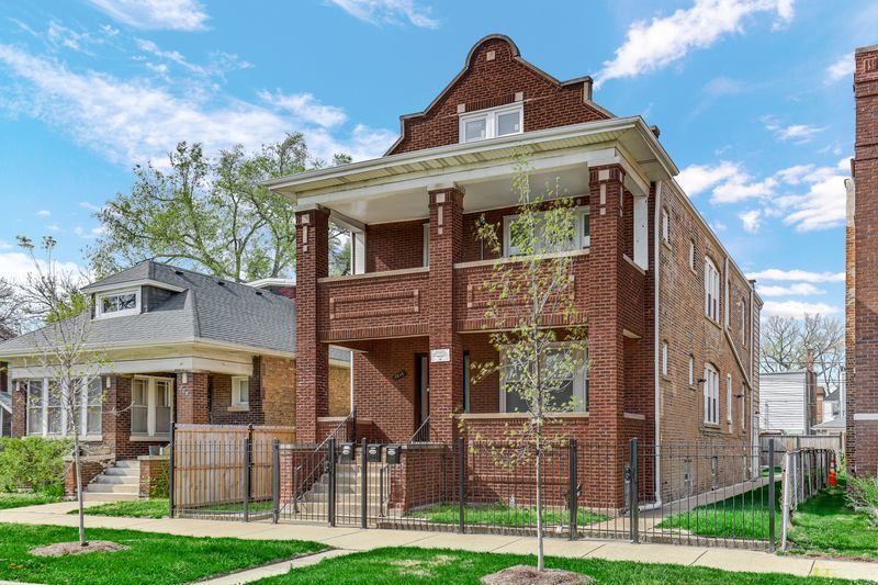 3048 E 80th Street