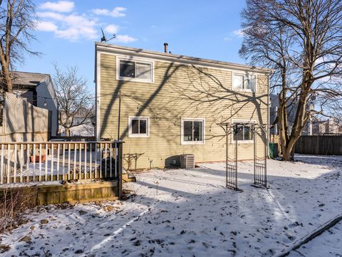 Tiny photo for 1655 Trafalgar Lane, Aurora, IL 60504 (MLS # 12559100)