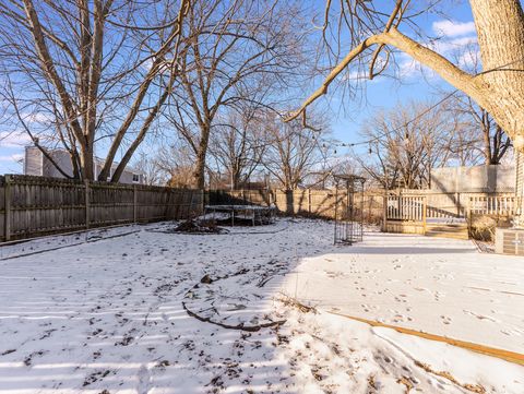 Tiny photo for 1655 Trafalgar Lane, Aurora, IL 60504 (MLS # 12559100)