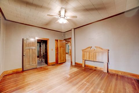 Tiny photo for 300 N Axtel Avenue, Milford, IL 60953 (MLS # 12501330)