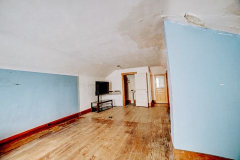 Tiny photo for 300 N Axtel Avenue, Milford, IL 60953 (MLS # 12501330)