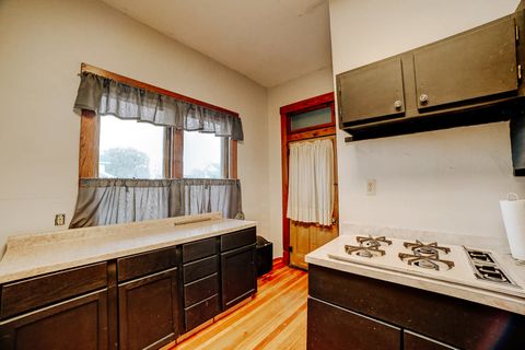 Tiny photo for 300 N Axtel Avenue, Milford, IL 60953 (MLS # 12501330)